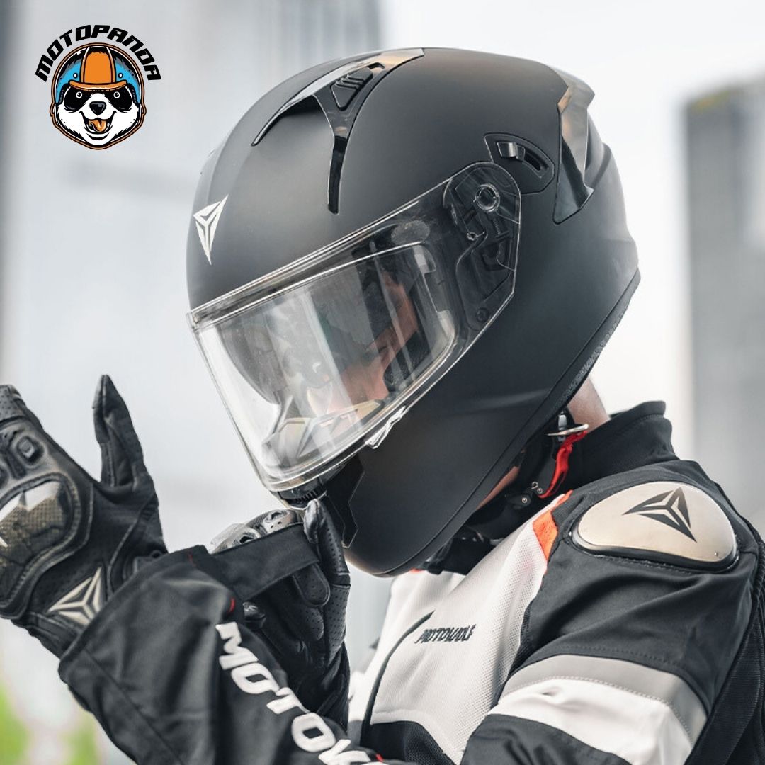 ฟิล์มติดหมวกกันน็อค MOTOWOLF กันฝ้าชิลด์ โมโตวูฟ กันรอยหมวกกันน็อค รุ่น MDL 1912 ANTI FOG Full face Helmet สินค้าแท้100%